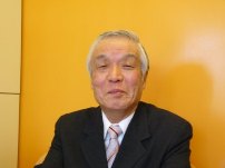 小倉　栄一様