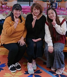 友達の輪写真