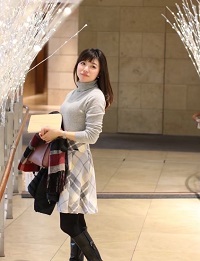 　中村　由比 様