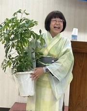　井上　弘江 様
